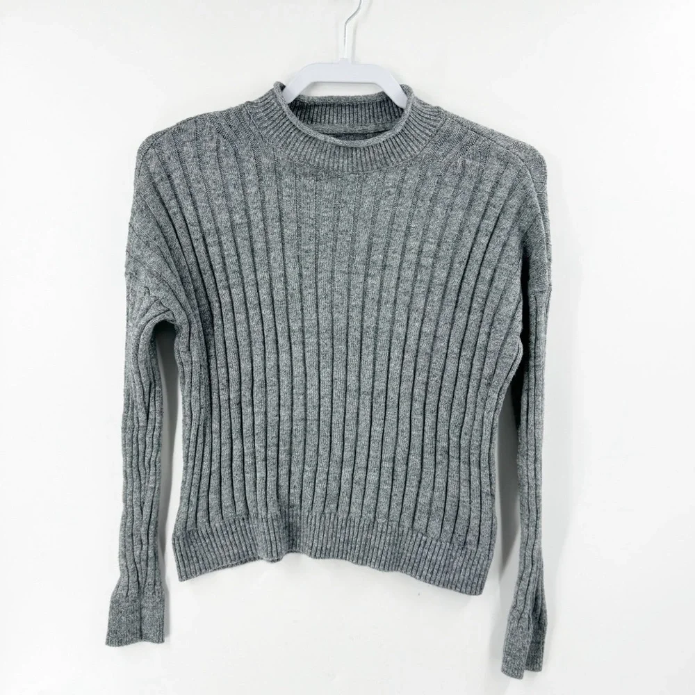 ✅ ABERCROMBIE & FITCH Gray Ribbed Cable Knit Sweater Mock Neck‎ SIZE X-SMALL